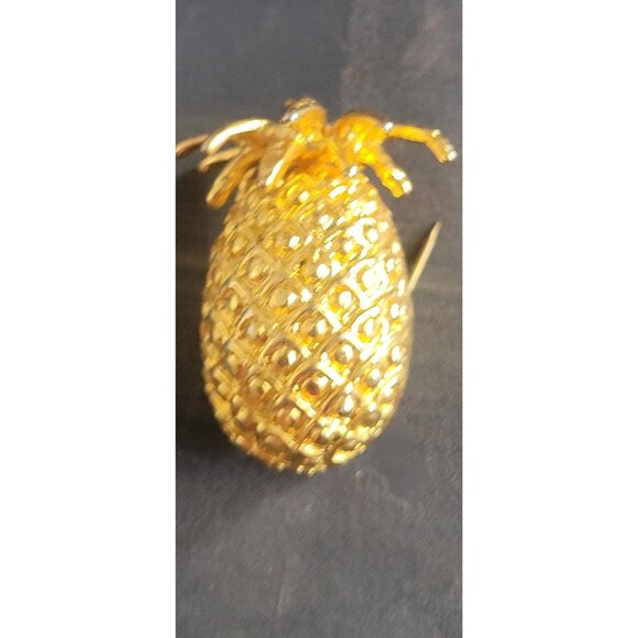Vintage Gold Tone Pineapple Brooch Pin small - Picture 5 of 11